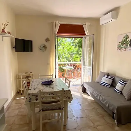 La Conchiglia Di Trentova Apartment *